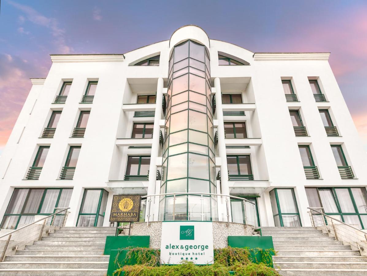 Alex&George Boutique Hotel Клуж-Напока Екстериор снимка