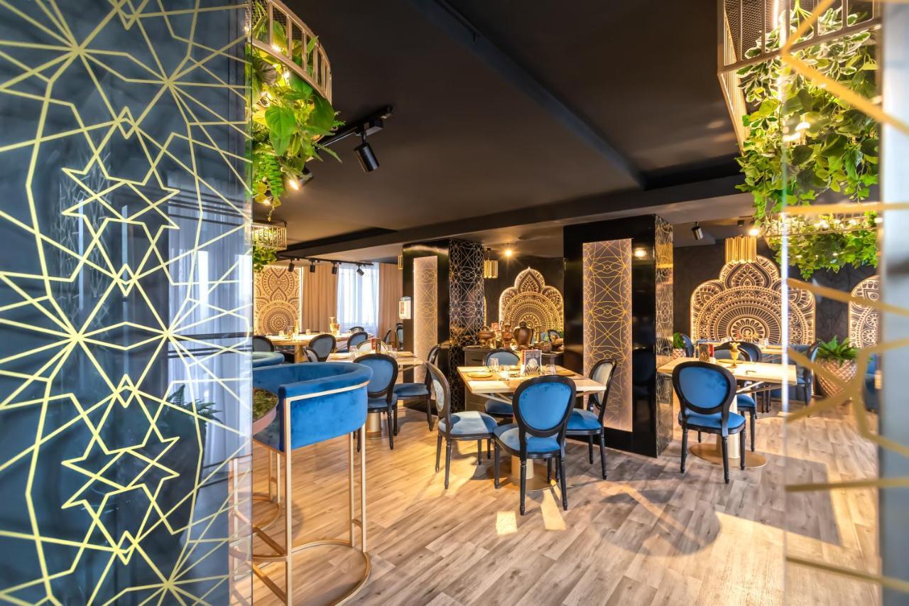 Alex&George Boutique Hotel Клуж-Напока Екстериор снимка