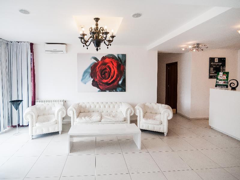 Alex&George Boutique Hotel Клуж-Напока Екстериор снимка