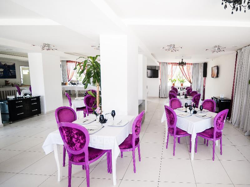 Alex&George Boutique Hotel Клуж-Напока Екстериор снимка