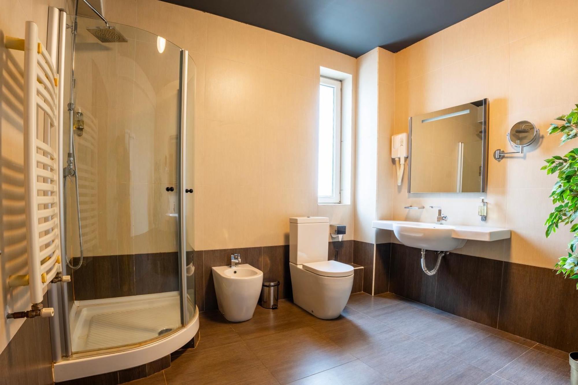 Alex&George Boutique Hotel Клуж-Напока Екстериор снимка