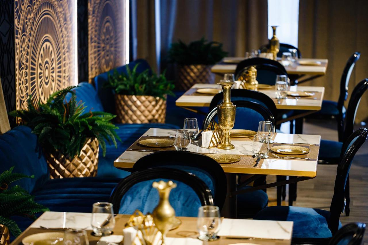 Alex&George Boutique Hotel Клуж-Напока Екстериор снимка